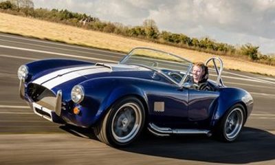 Shelby Cobra in 6 Lap Experience at Northampton Runway