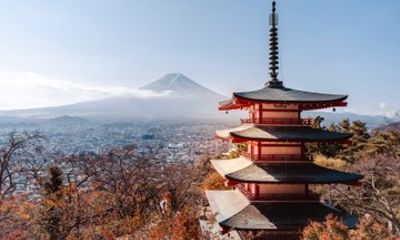 Mt Fuji Chureito Pagoda and Kawaguchiko Lake Day Tour