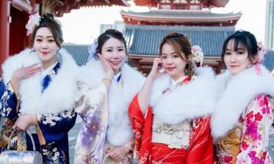 Kimono Dressing and Location Photography in Asakusa