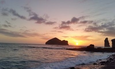 Private Full Day Sunset Tour in Mosteiros and Sete Cidades Lakes