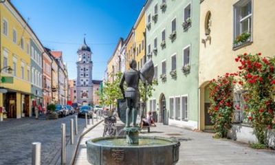 Vilshofen Private Tour with Transportation