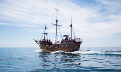 Jolly Roger Pirate Boat Daytime Cruise in Cape Town