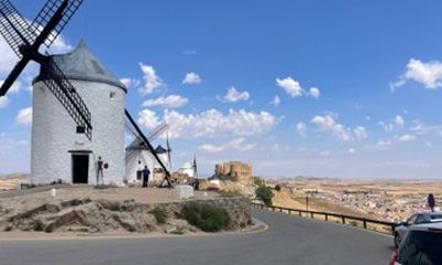 Private Tour of La Mancha Bodega Tasting Molinos and Don Quijote