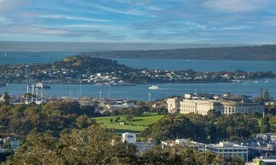 Auckland Maori Culture Tour with Hangi Lunch