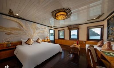 3-Day Bai Tu Long Bay on Treasure Junk Cruise from Halong Port