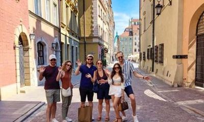 Warsaw Old Town and City Highlights Walking Tour Plus Souvenir
