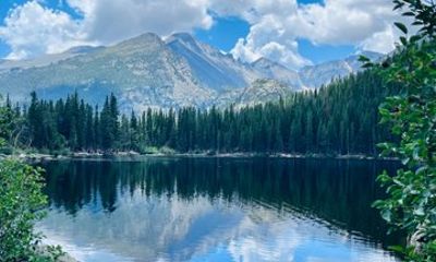 Rocky Mountain National Park Tour with Chinese Speaking Guide