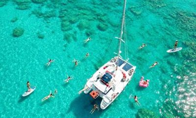 Rhodes: 3 Hour Catamaran Cruise to Anthony Quinn, Ladiko& Afandou