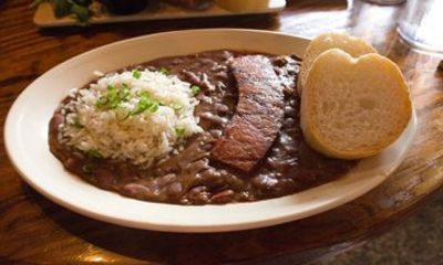 Private New Orleans French Quarter Food History Tour