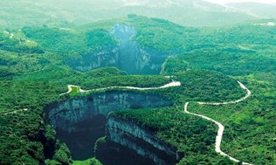 Wulong Day Tour Three Natural Bridges and Fairy Mountain