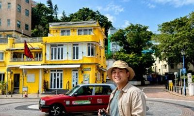 Hong Kong Island Private Tour Peak Coast and Old Central