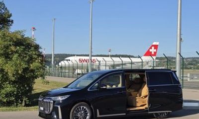Bernese Oberland Landmarks Sightseeing Tour by Private Car