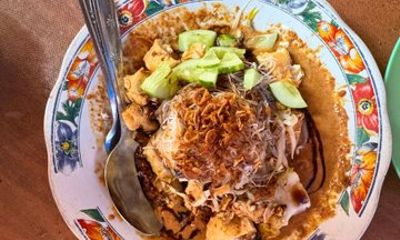 Glodok Stories Food Tour with Authentic Local Tastings