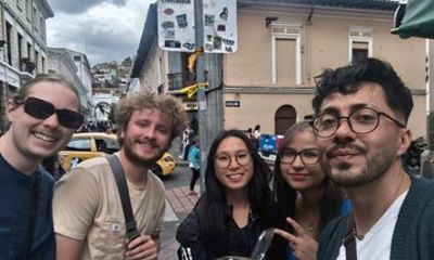 3 Hours Food Crawl in Quito with Local Stops and Foods