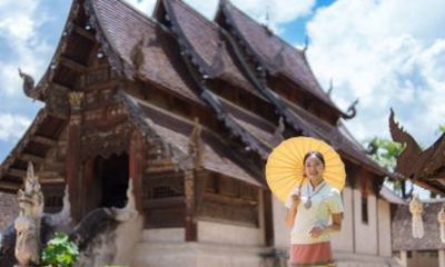 Chiang Mai Baan Tawai Artisan Village and Lanna Temple Tour