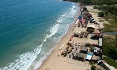 Cartagena Tierra Bomba Beach Day from Cartagena with Lunch
