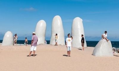 Punta del Este City Tour Discover Uruguayan Emblems