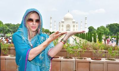 Agra and Taj Mahal Tour from Delhi with Meal