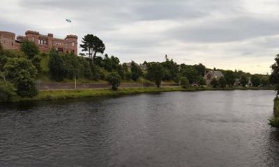 Private Loch Ness Urquhart Castle and Fort Augustus Tour