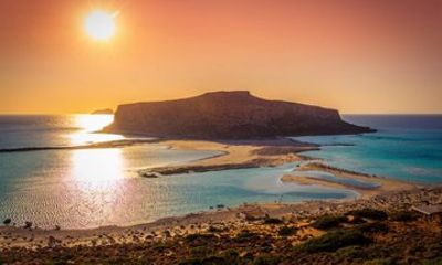Gramvousa Island and Balos Lagoon Full Day Tour from Chania