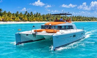 Private Catamaran Tour to Catalina and Saona Islands