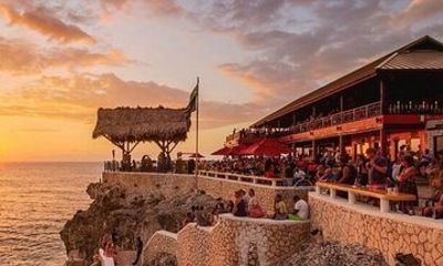 Negril Beach and Margaritaville with Rick's Café Adventure