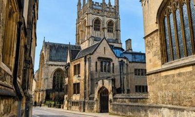 Podcast Tour Oxford The Real Magic of Alice Harry and Lyra