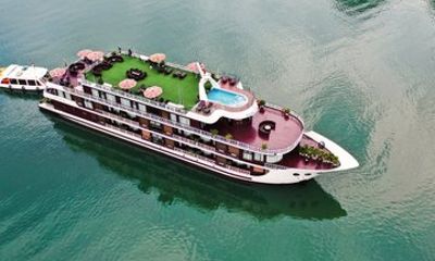 Amour Cruise 3-Day 2-Night Halong and Lan Ha Bay Luxury Cruise