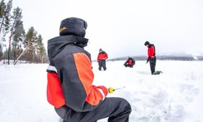 Ice Fishing Experience in Vuokatti