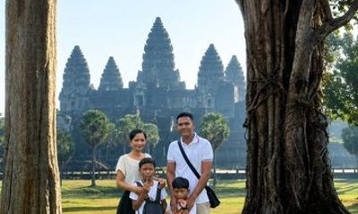 Private Angkor Small Circuit Tour by Minivan