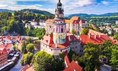 Cesky Krumlov Day Trip from Salzburg with Optional Guide