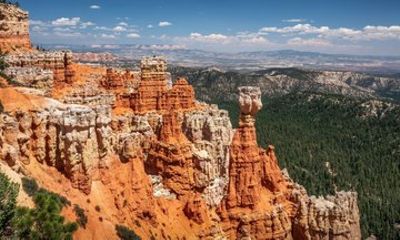 Bryce Canyon & Zion National Park Small Group Tour from Las Vegas