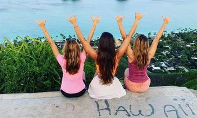 Lanikai Pillbox Hike and Beach Adventure with Pickup