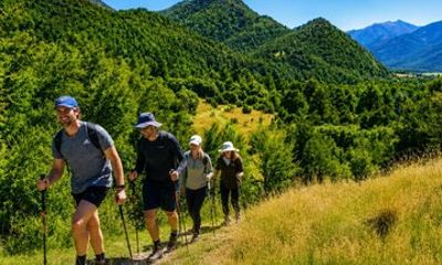 Island Hills Station Private Nature Park, 2-Day Self Guided Hike