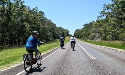 Noosa North Shore E Bike Tour with Ferry Crossing