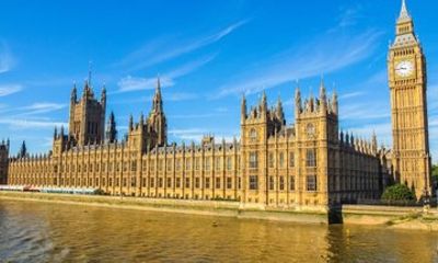 London Day Tour Including Lunch Cruise