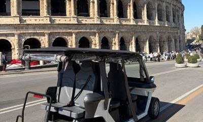 Rome in Golf Cart in 90 min Private Tour between Monuments and Secrets