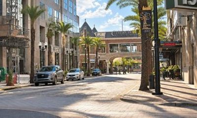 Self-Guided Podcast Tour Orlando: Unfiltered Story of Mills 50