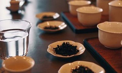 Taiwanese Tea Ceremony Workshop & Tasting Experience with Qipao