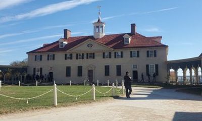 Mount Vernon and Old Town Alexandria Private Tour from Washington