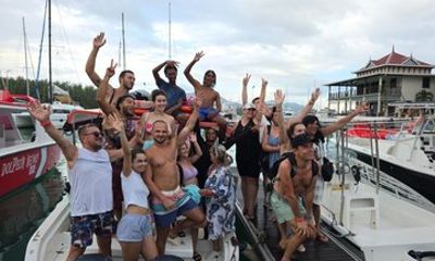 St Anne Marine Park Glass Bottom Boat Tour with BBQ