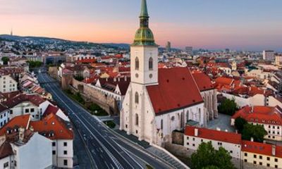 Bratislava Day Tour from Vienna – Private Capital Experience