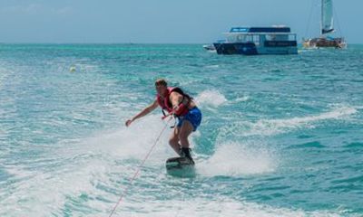 Aruba Wakeboarding and Waterskiing on Palm Beach
