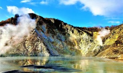 Private Hokkaido Tour Samurai Village Hell Valley and Cape Chikyu