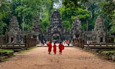 Private Angkor Grand Circuit Tour by Minivan
