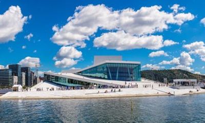 Highlights Private Guided Tour by Car in Oslo