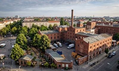Exclusive Berlin Oktoberfest History Walking Tour