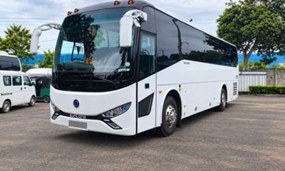 Colombo to Nuwara Eliya Luxury Bus Shuttle Service