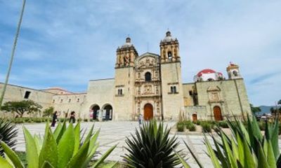 Oaxaca City Walk with Mexican Liquor Tasting