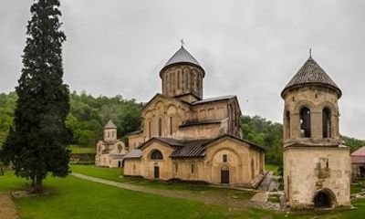 Kutaisi Gelati Motsameta and Bagrati Group Tour